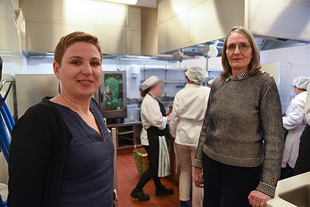 Combining culinary arts with science. Åsa Öström and Mihaela Mihnea at the Sense Lab.